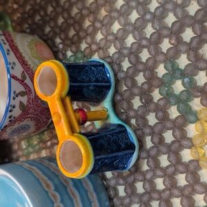 Ceramic toothpicks holder